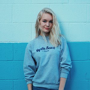 Sudadera gris estampada