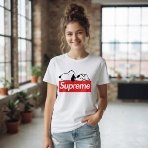Playera Blanca Snoopy Supreme